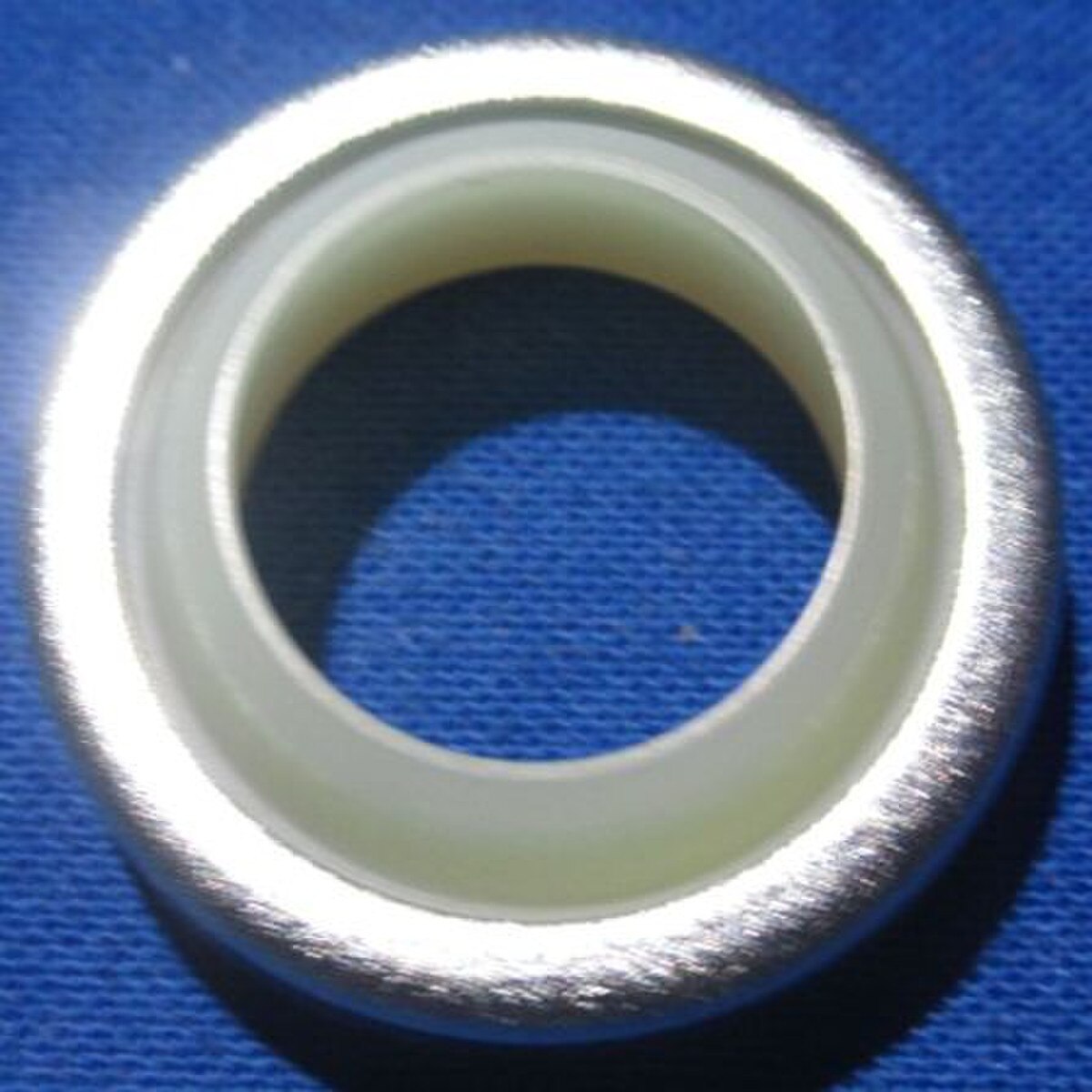 W 15 X 25 X 5/7 AU | Metric Seals Inc